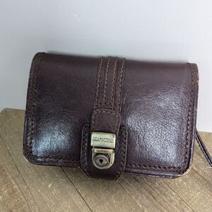 Mancini Vintage brown leather wrist bag purse